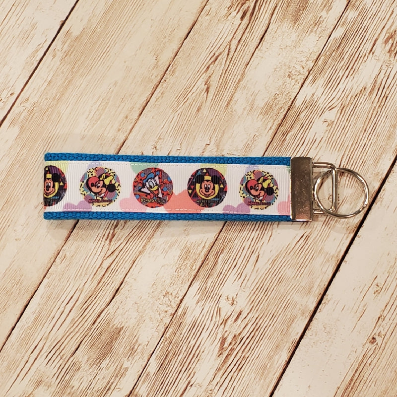 90's Style Mouse with Friends